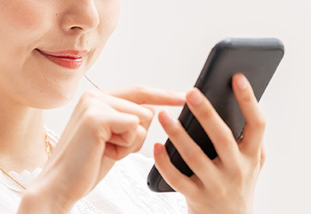 24時間Web予約受付可能